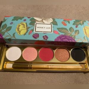 Winky Lux Smoke & Roses palette